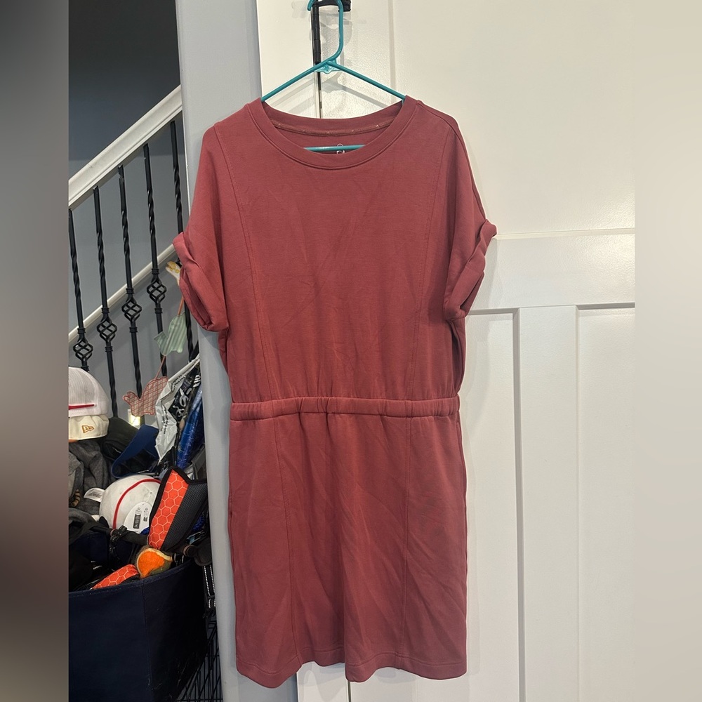 Loft - Lou and Grey - Casual Short Sleeve Waist-Detail Dress in Dusty Rose